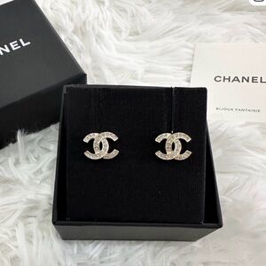 CHANEL Gold Earrings with Crystal Details